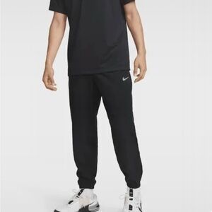 Mens Nike Dri Fit tapered track Pants 2XL